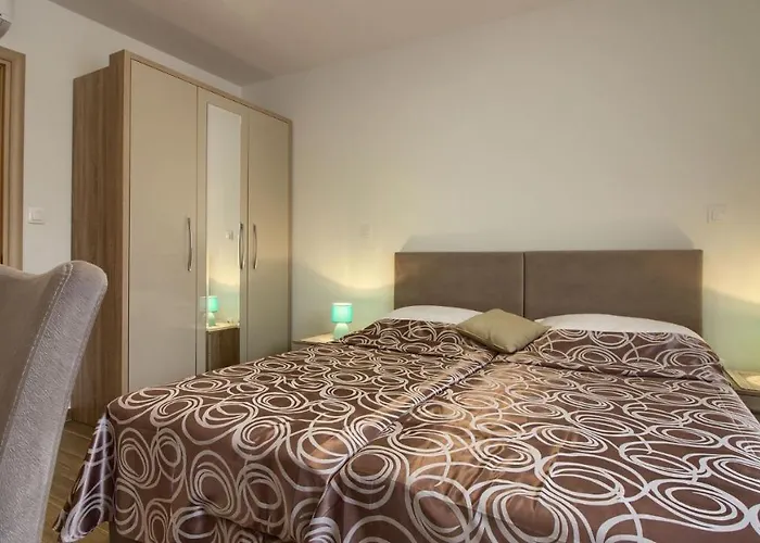 Βίλα Luxury Compelx Mar-marisol With 2 Pools And 8 Bedrooms, 200m From The *