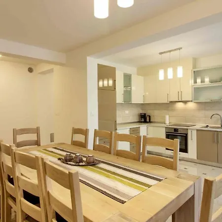 Villa Luxury Compelx Mar-marisol With 2 Pools And 8 Bedrooms, 200m From The